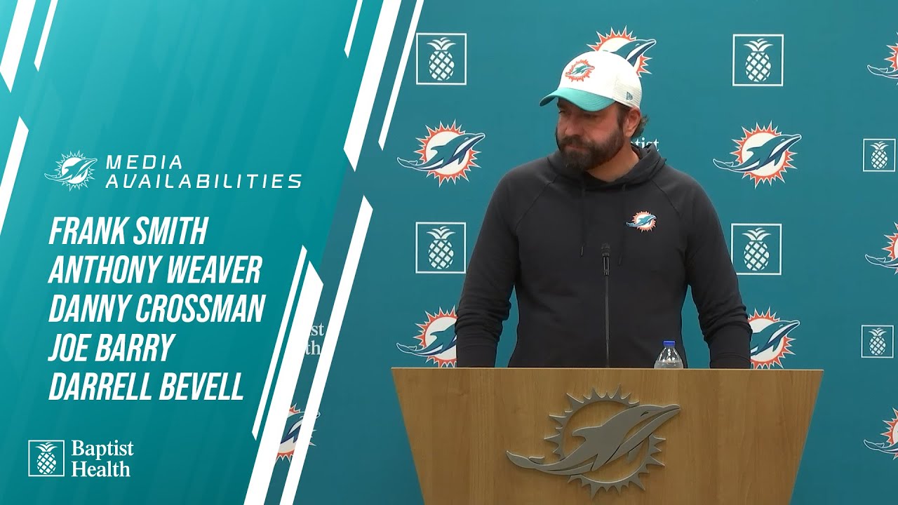 F. Smith, Weaver, Crossman, J. Barry and Bevell meet with the media l Miami Dolphins
