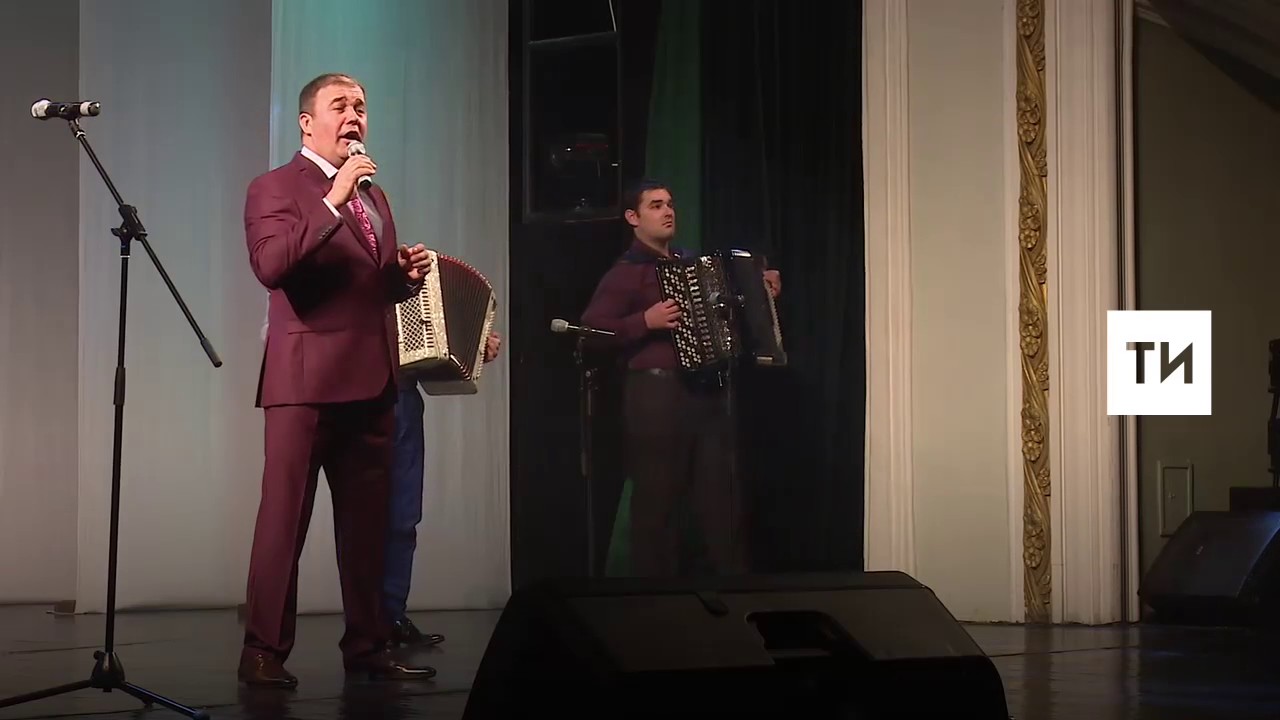 Рөстәм Закиров 