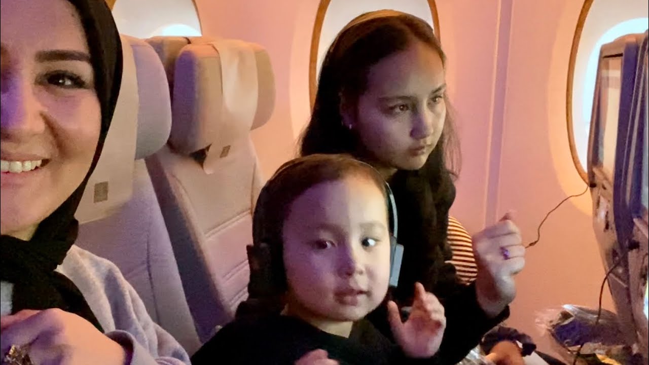 Afghani Family Visiting Iranian #Rukhshanahamid #Familyvlog