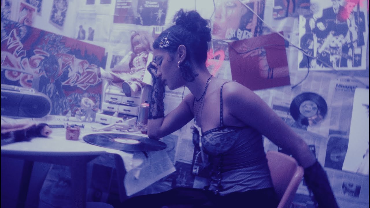 MANDYSPIE - SHADOW (Clip Officiel)