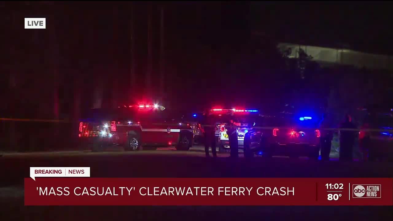 Multiple injuries reported following boat crash in Clearwater