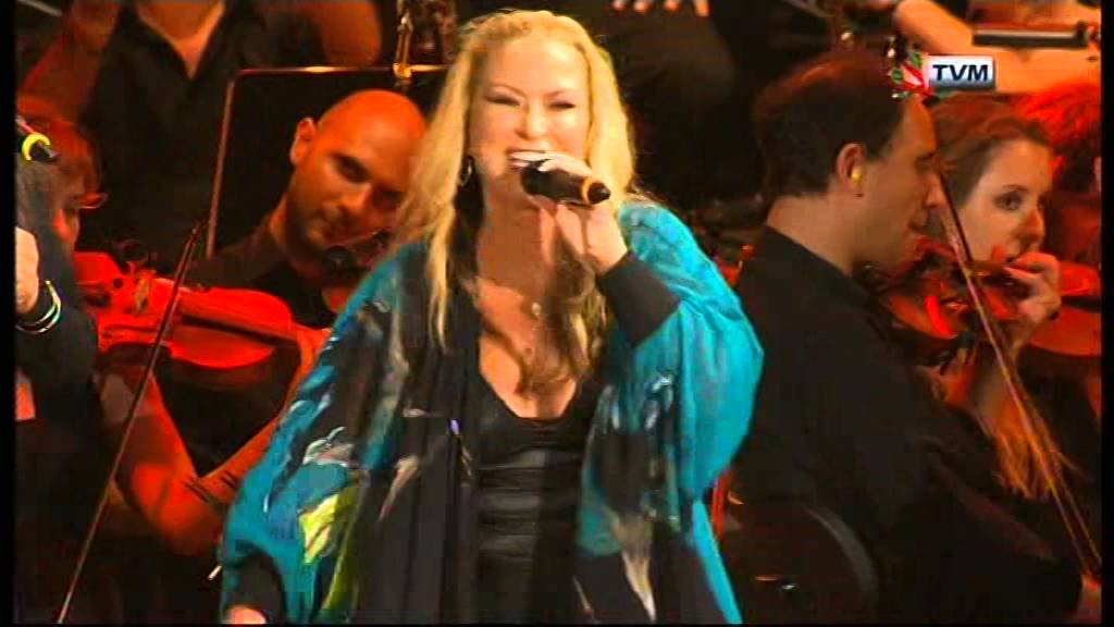 Anastacia - Sick and Tired / Paid My Dues (Joseph Calleja Malta Concert 2015)