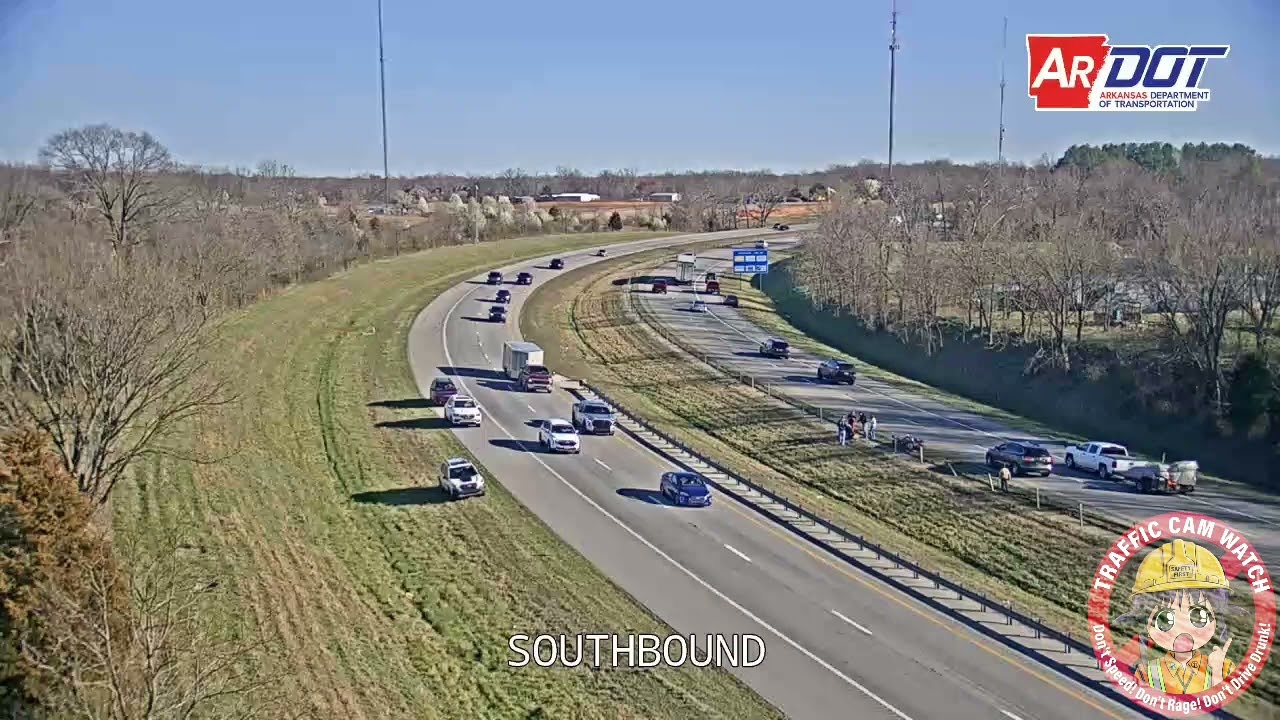 [HORROR] Arkansas: Motorcyclist Crashes Into Cable Barrier 