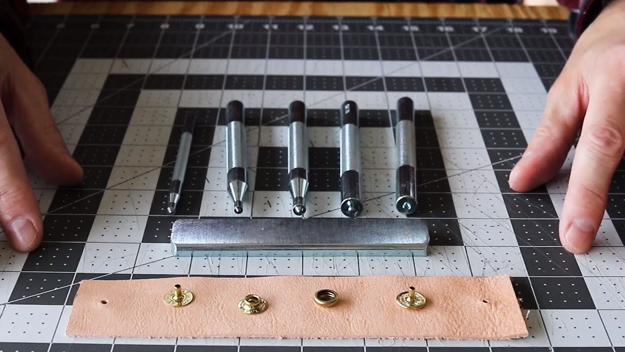 Leathercraft Specialty Tools And Demonstration