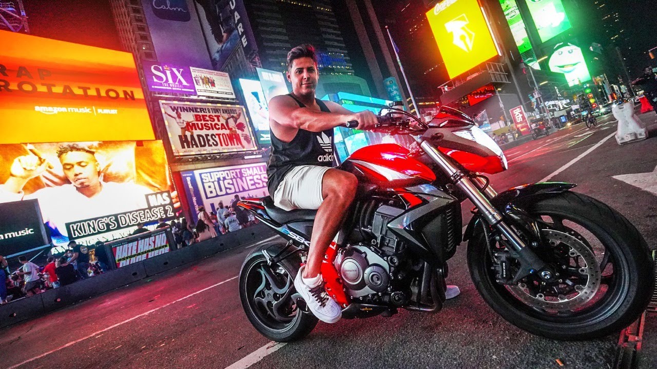 ANDEI DE MOTO CB1000 EM NOVA YORK 😍
