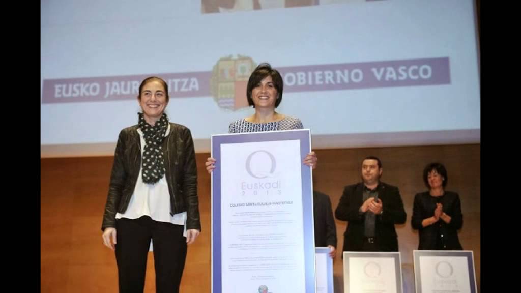 Homenaje al Patronato Santa Eulalia de Santurtzi, por la consecución de la Q  de plata.