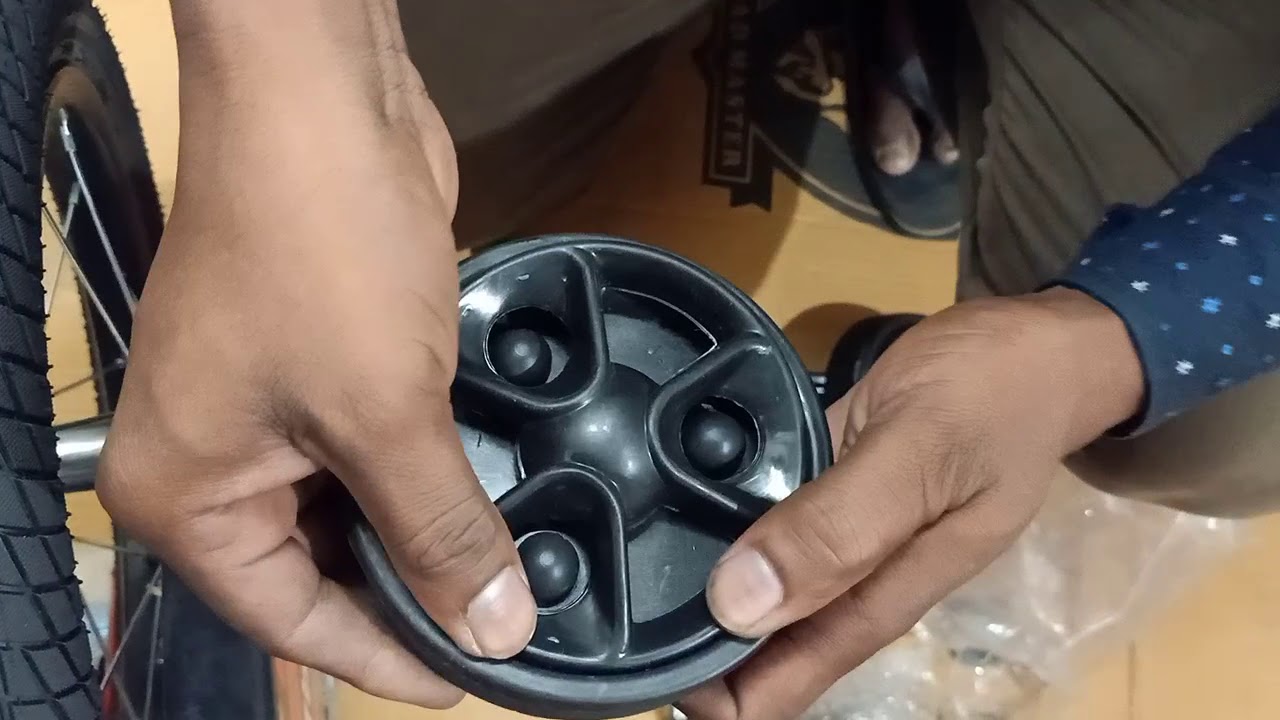 Cycle side support fitting