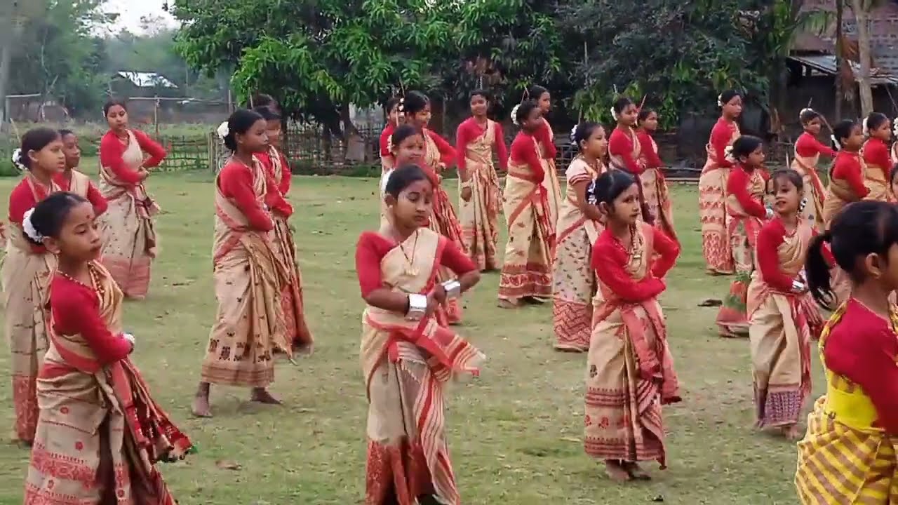 বিহু লৈ মাজত ২দিন আছে বিহু বিহু লাগিছে নে ৰাইজ ❤️