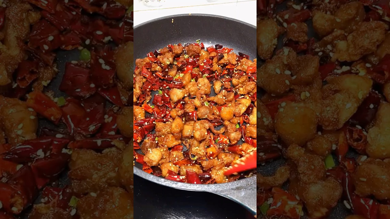 Sichuan's Iconic Hunt: Crispy Chicken Hidden in Chili Forest #chinesefood #easycooking