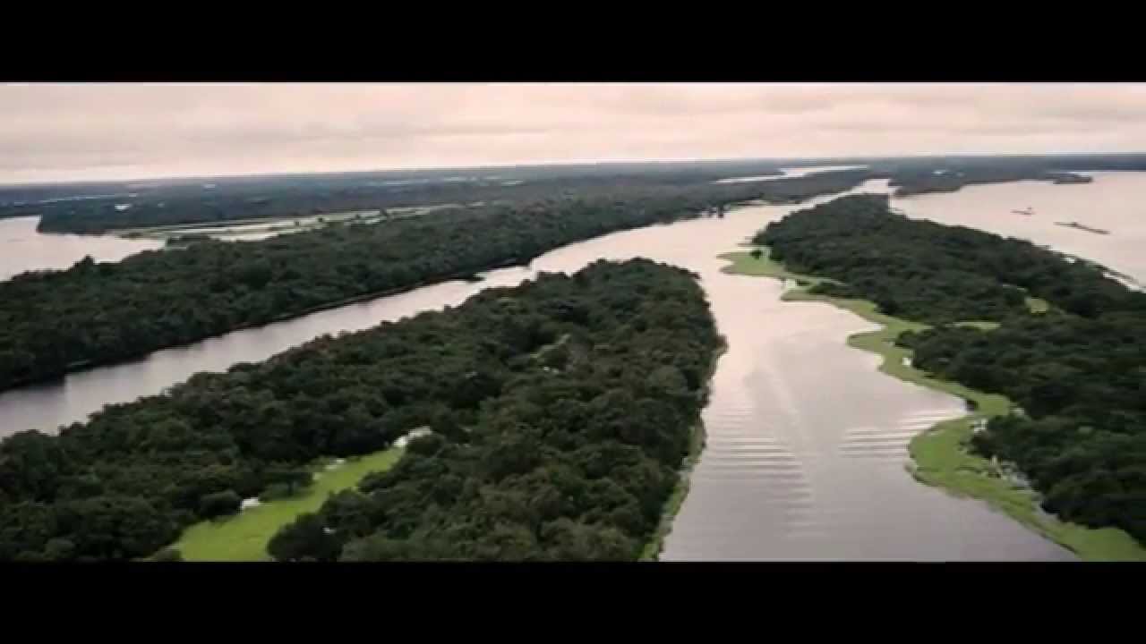 Un giorno devi andare (di G. Diritti) - Clip 2