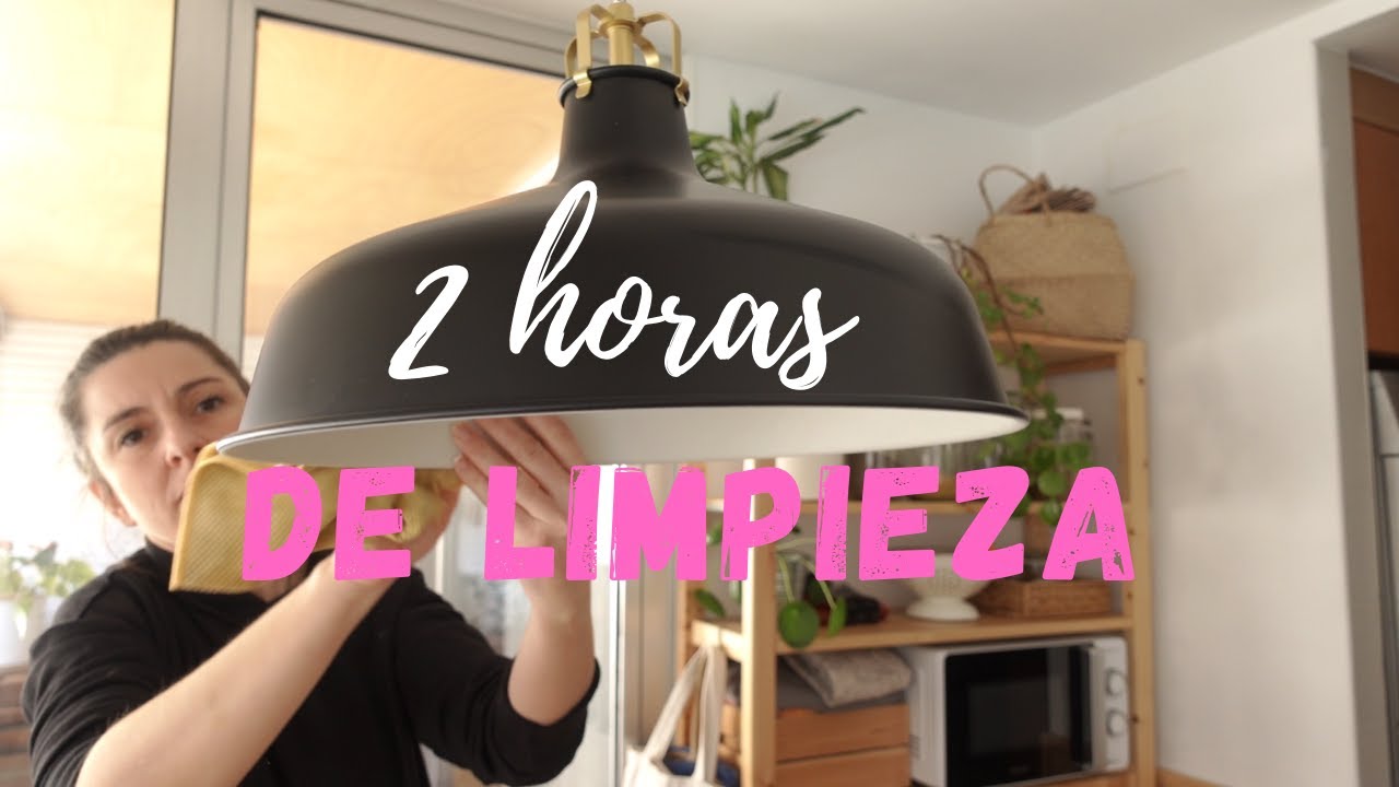 2 horas de limpieza AZULEJOS BAÑO, sillón IKEA, limpieza general de la CASA