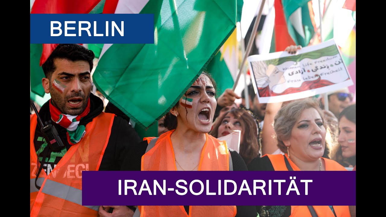 Berlin, 22.10.2022 - Solidaritätsdemonstration für die Protestierenden im Iran: The Time Has Come