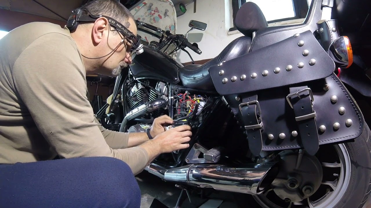 Motocyklowe  zrób to sam  #3  regulator napięcia