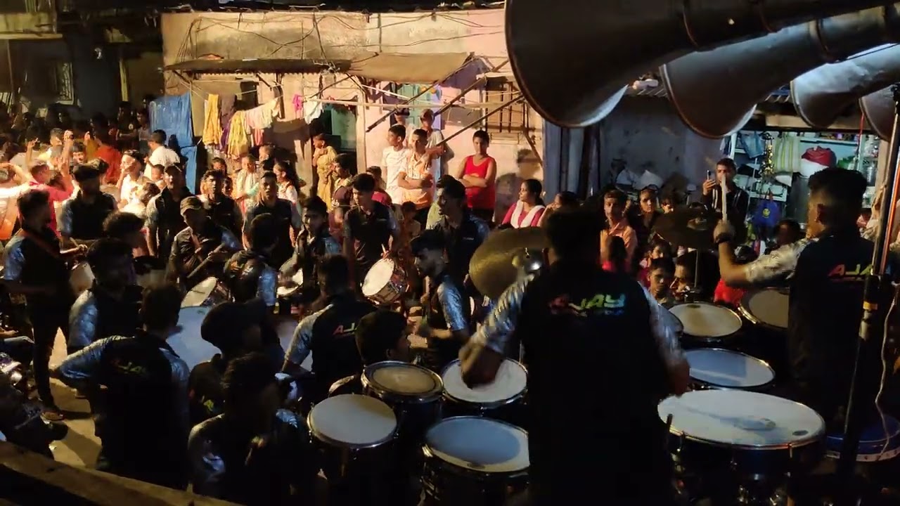 AJAY MUSICAL GROUP 🎹🥁🎧(GOVANDI) GANPATI AGMANKURLA BAIl BAJAR#BANJO #banjoparty #banjopartyinmumbai