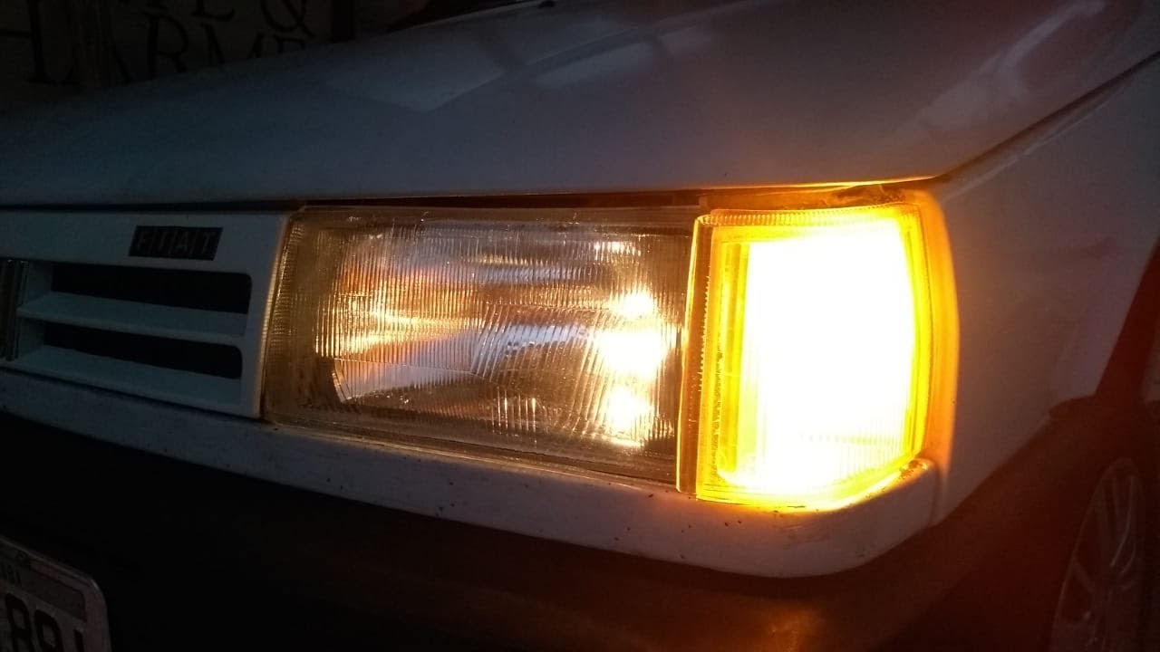 Fiat Uno Mille 1994: Troca de farol, piscas dianteiros e revisão no chicote