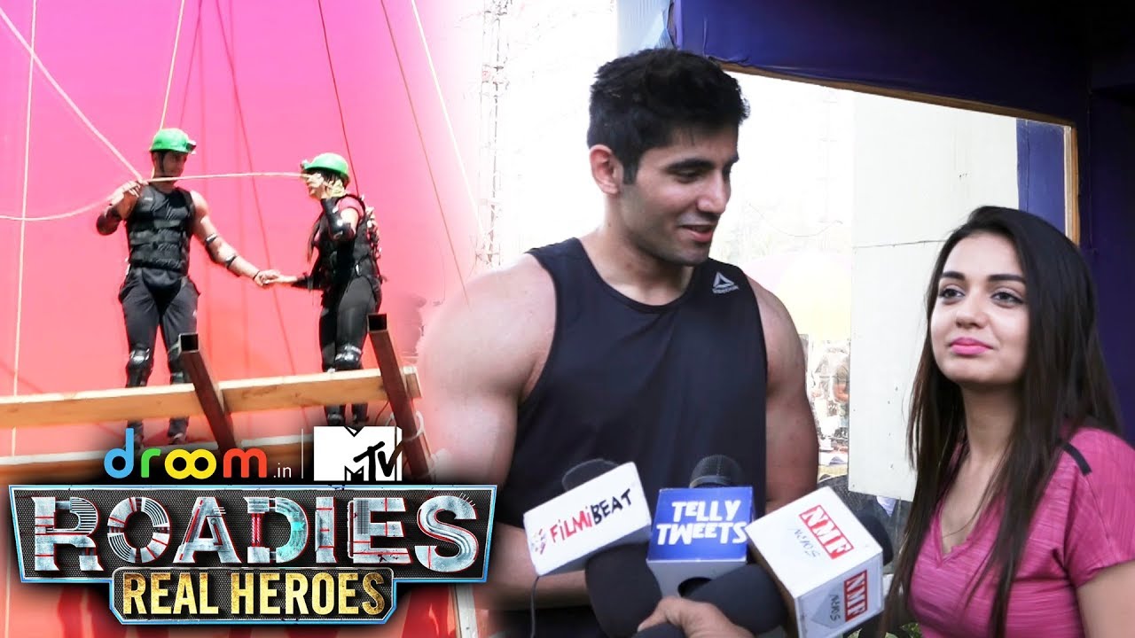 Roadies Real Heroes Power Packed Live Hoarding Launch | Divya Agarwal & Varun Sood