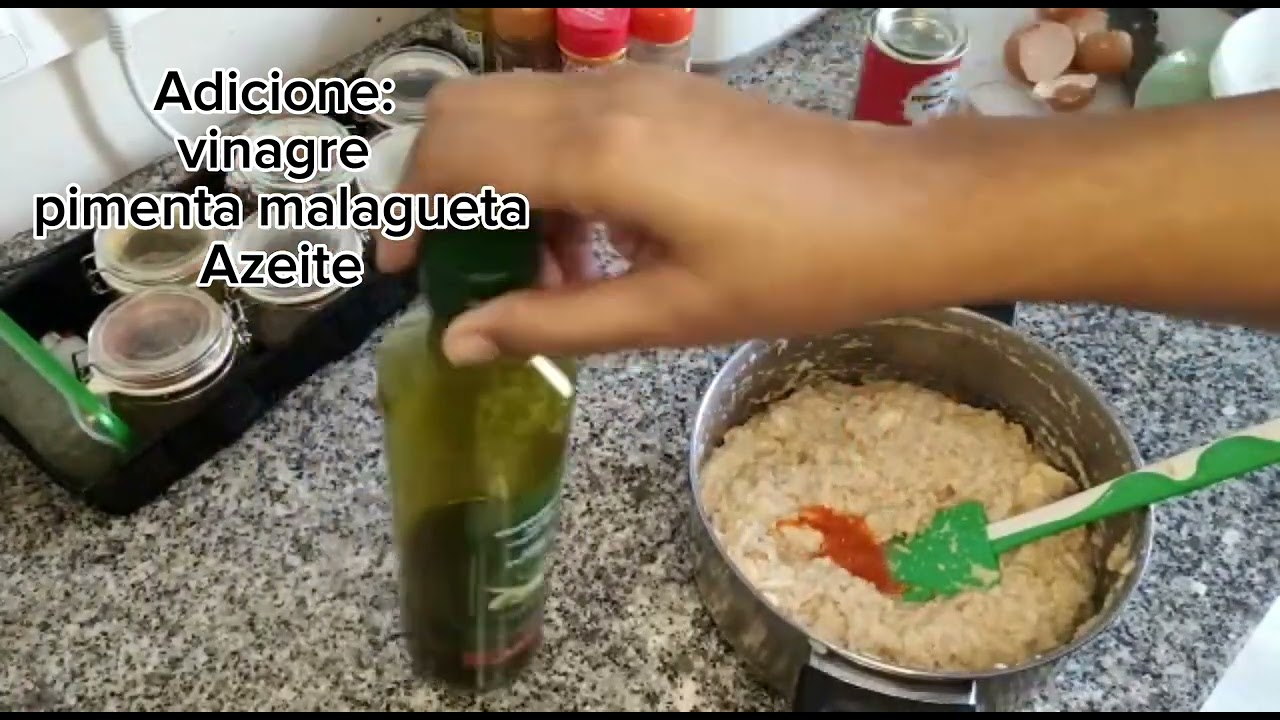 Maravilhoso pudim de peixe com pão duro