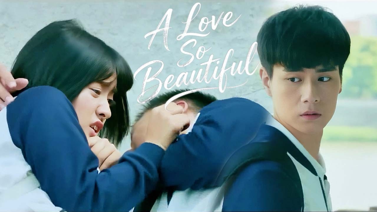School Bully Holds Cinderella Close in Accident—Campus Hunk Is Burning With Jealousy!🥰💞#cdrama #沈月