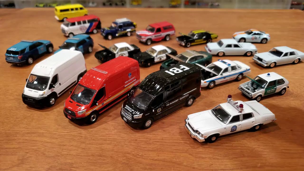 Greenlight Hot Pursuit Series 36 and Running On Empty 11 - Review