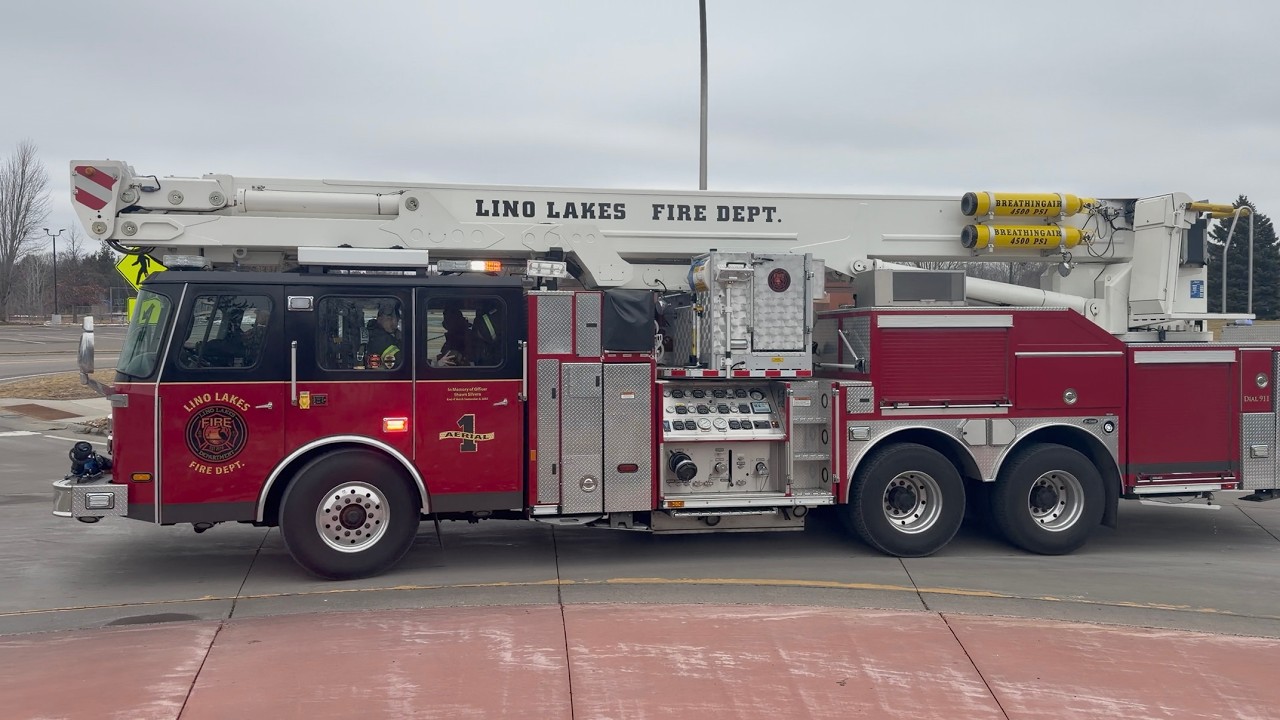 Lino Lakes Fire Department • Aerial 1, Chief 5, and CLPD Responding for a Structure Fire • 3/7/26