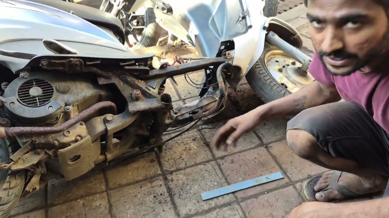 How to Repair Broken Scooter Scoty Chassis Poor Welder Guy #viral