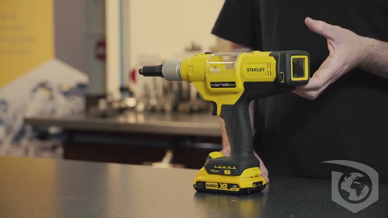 PB2500 Smart   Battery Powered Process Monitoring Blind Rivet Gun