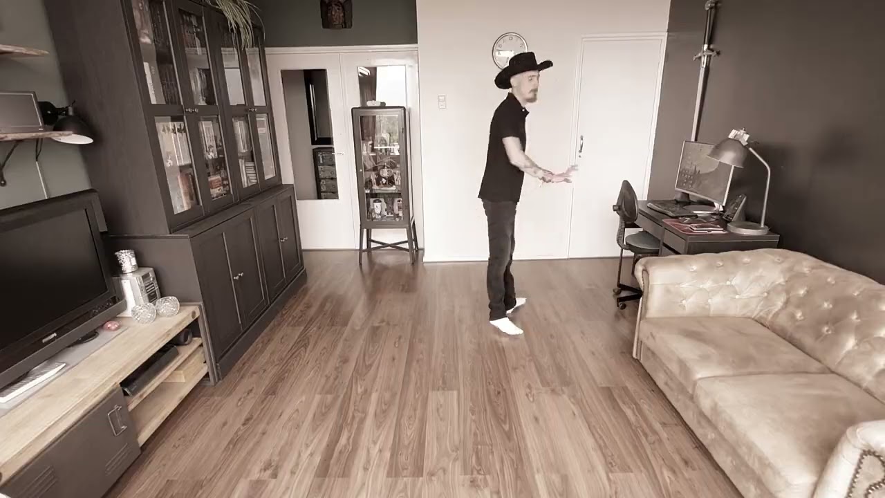 Learn2LineDance-  Toot Sweet! (English + Nederlands/Dutch)