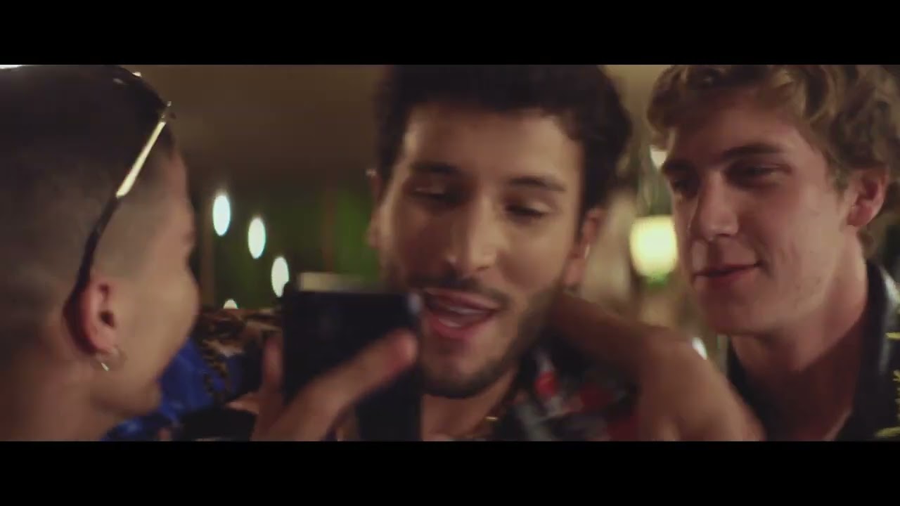 Sebasti&aacute;n Yatra - Melanc&oacute;licos An&oacute;nimos (Official Video) ft