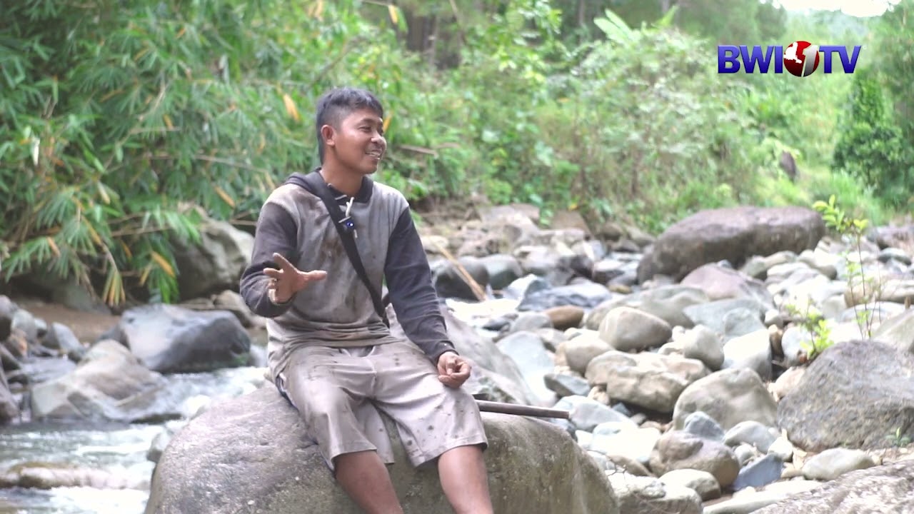 SEGENGGAM HARAPAN WARGA KAMPUNG BAONG DI BALIK KEGELAPAN