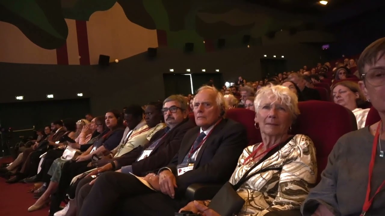 OLga Tokarczuk na otwarciu 91. Kongresu Pen International w Krakowie
