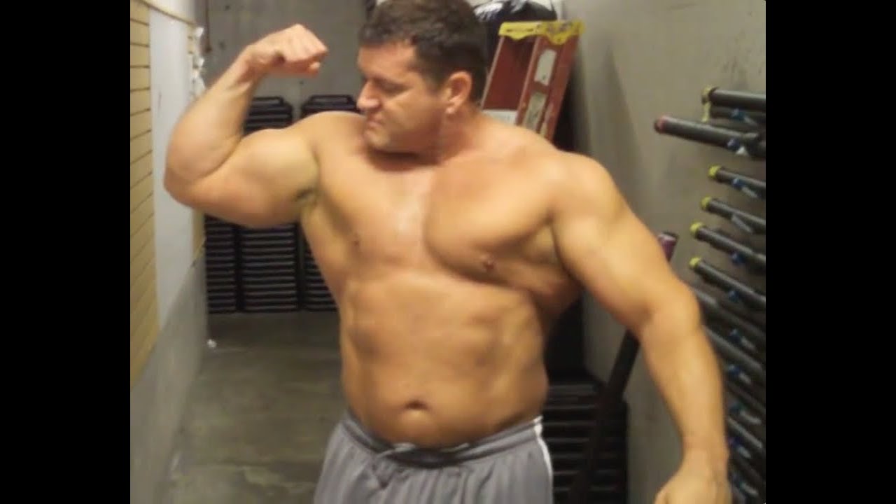 Bodybuilder ManlyMuscleDad