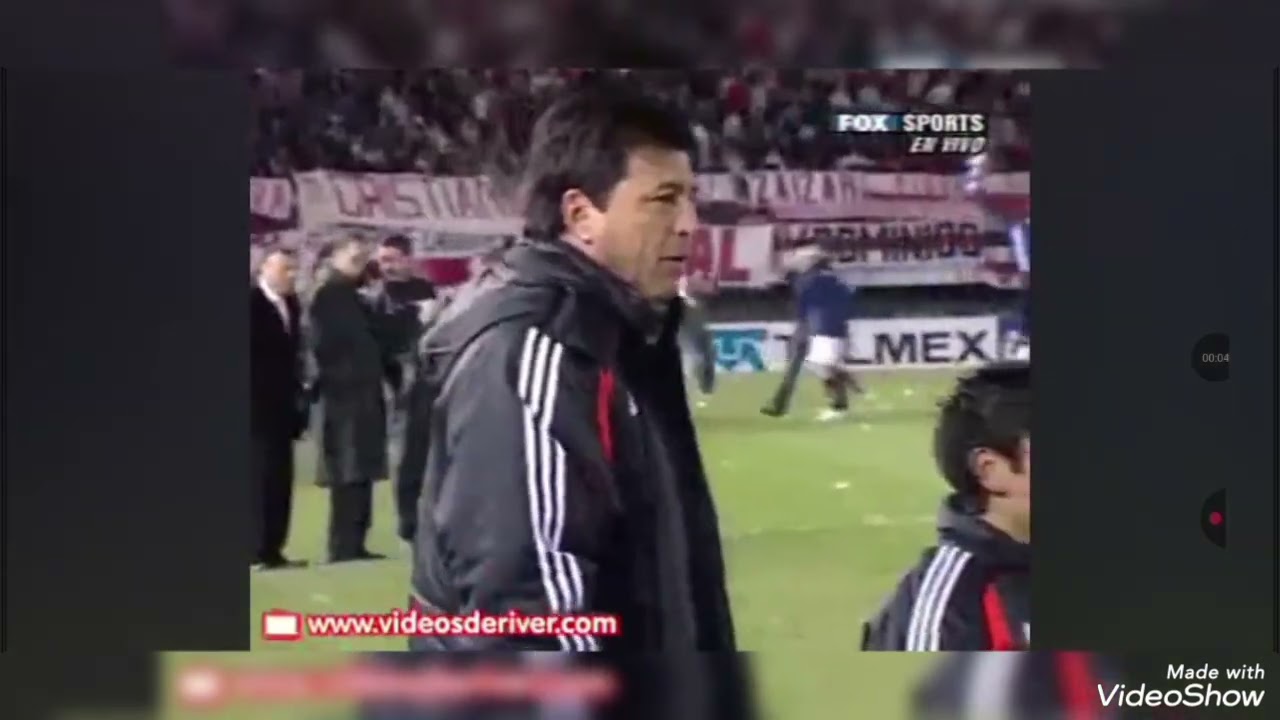 Baldassi dirigiendo River/Boca
