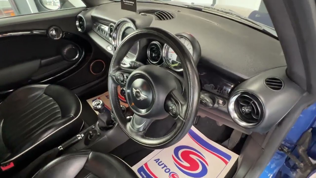 2012 MINI COOPER LONDON 2012 CHILI PACK VISUAL BOOST RADIO HEATED FRONT SEATS LOW MILES FULL HISTORY