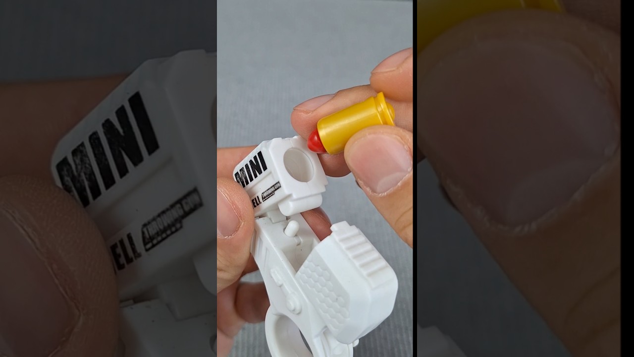 World&rsquo;s Smallest Foam Dart Gun - Unboxing & Testing!