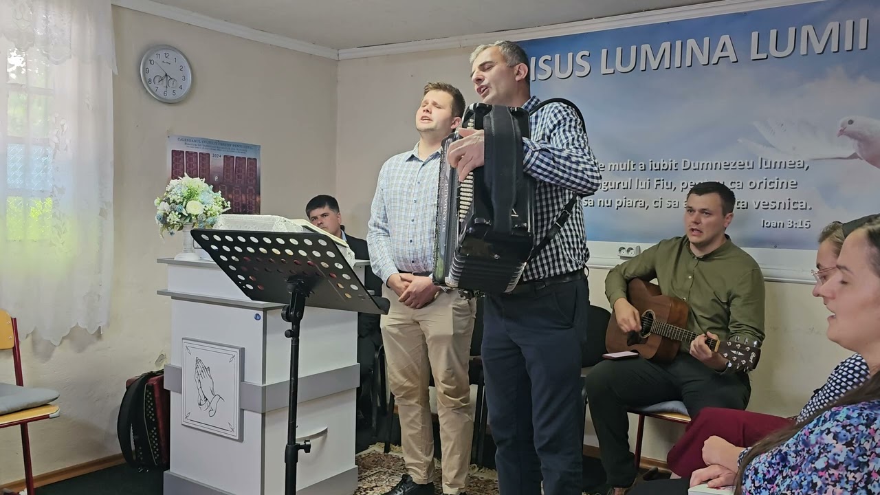 Frații de la Castau - Vine Isus, vine mirele pe nori