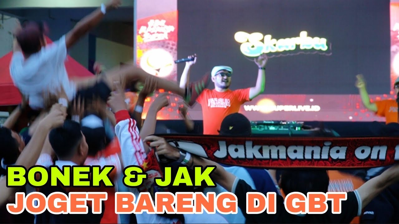 Live Perform Skarbu Buat Bonek dan Jak berjoget dan Bernyanyi bersama di Stadion GBT