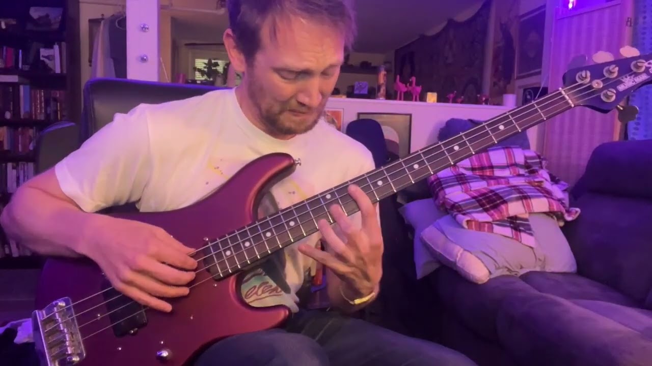 Queen - Bohemian Rhapsody (solo bass arrangement)