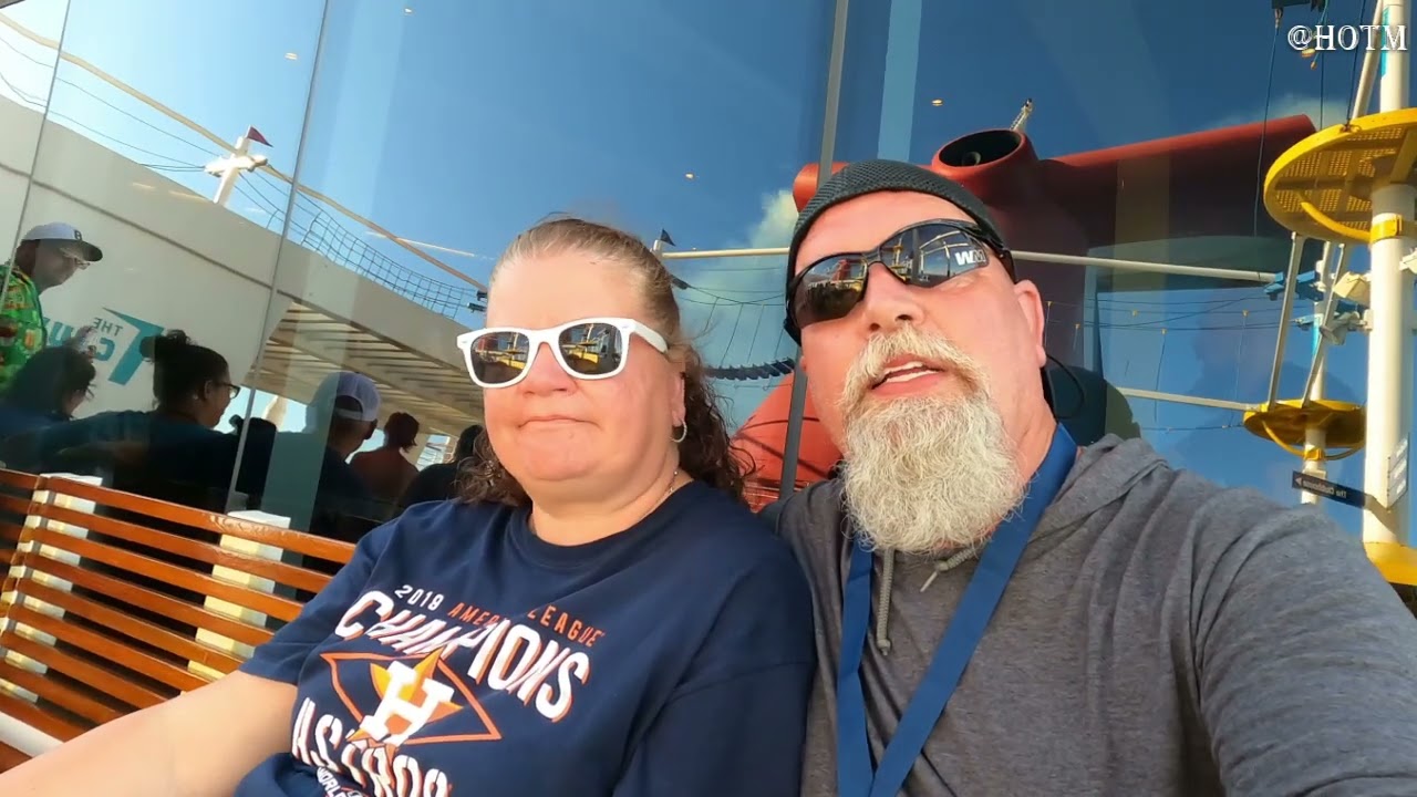 CARNIVAL VISTA / SEA DAY / LOTS OF ACTIVITIES / DISEMBARKATION DAY