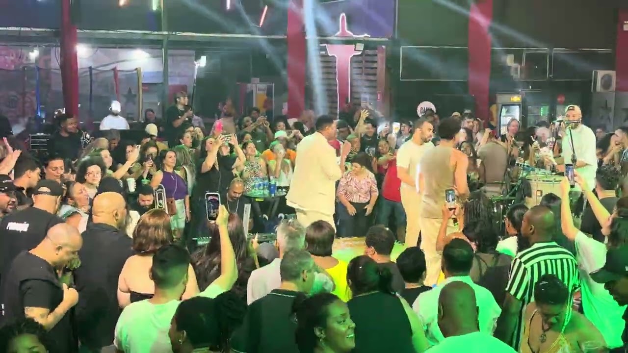 Netinho a família de Paula é mt sucesso, wandinho joga fácil Dimais - Rj a melhor casa de show do🇧🇷 
