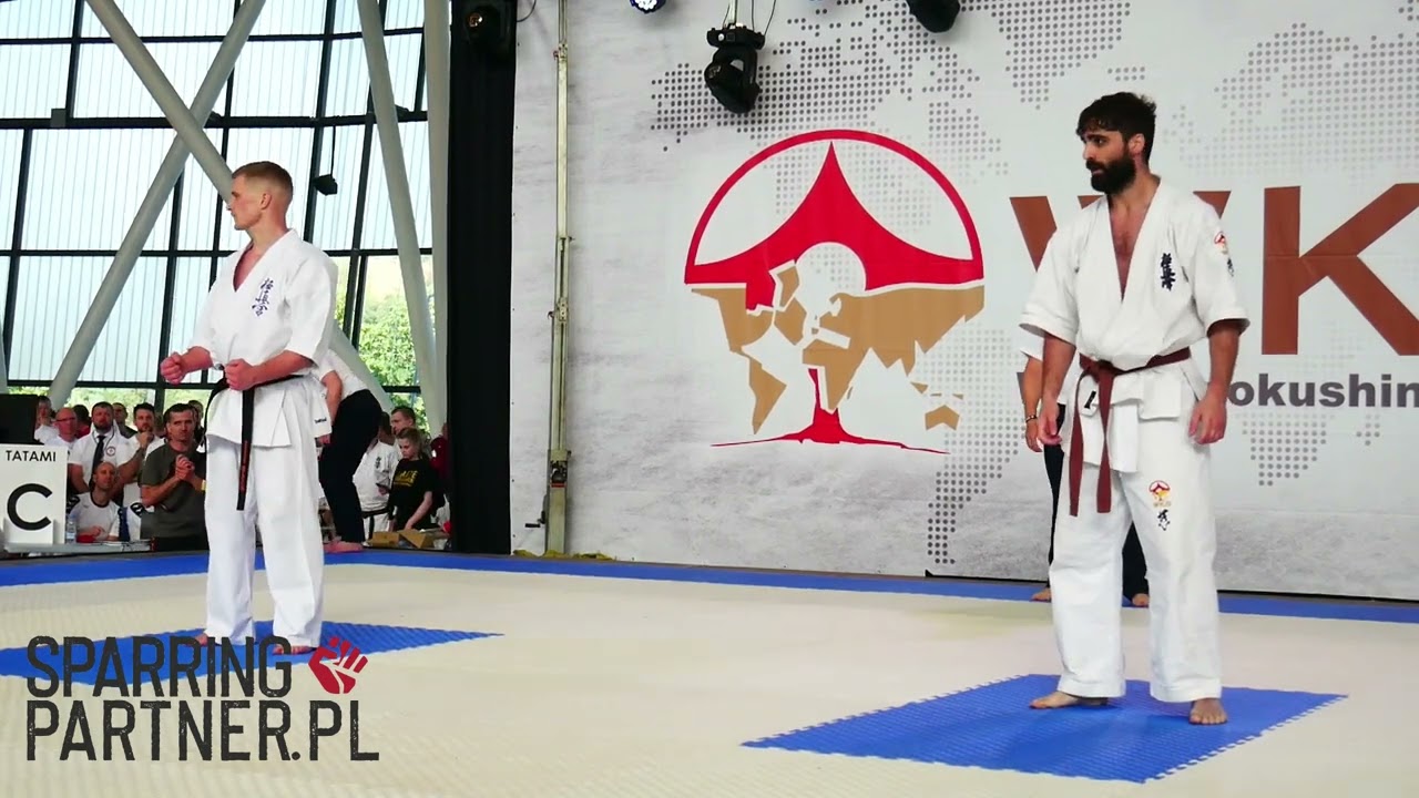 Konrad Kozubowski vs Rony Bianchi 1/2 Final Man -65kg The 6th WKB European Kyokushin Championships