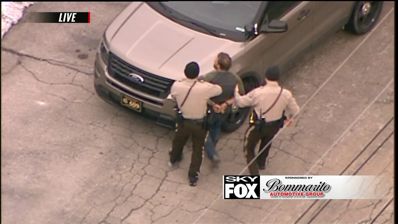 Chase suspect flees truck, tries hiding in woods