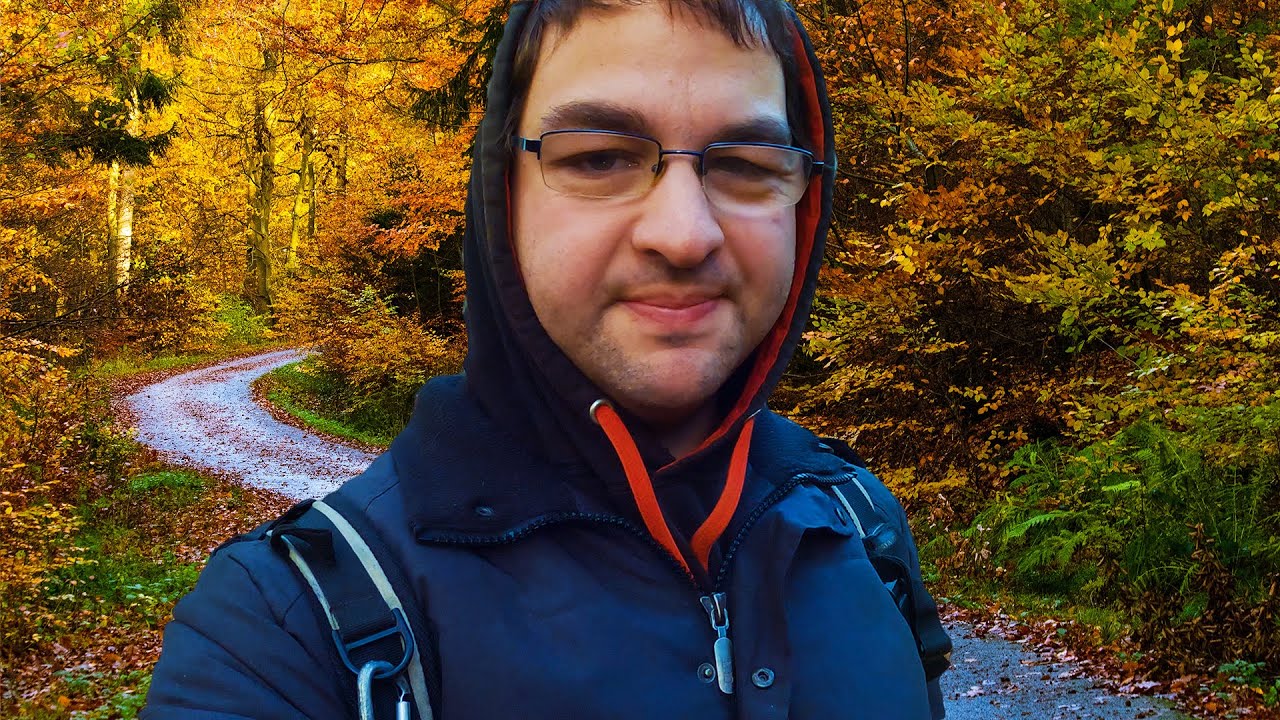 Herbstwald im Hunsrück mit Wildwasser Natur Herbst Wald Fotografie der Landschaft und Eifelblick