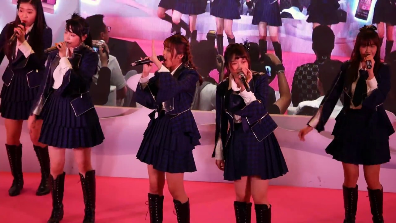 [FANCAM]ความทรงจำเเละคำอำลา-เฌอปราง ปัญ เจนนิษฐ์ มิวสิค เนย โมบายล์@ Lolane Z-cool  BNK48