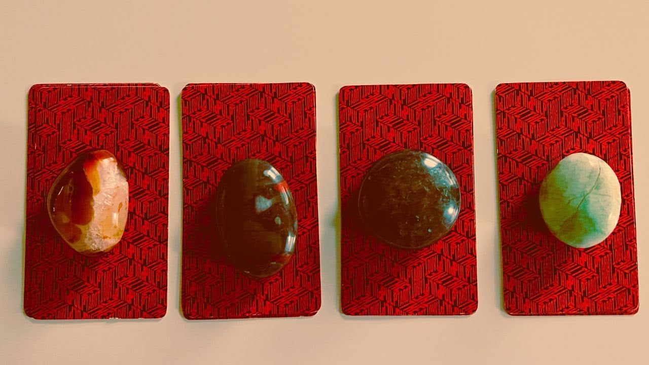 PICK A CARD ✨❣️🧡❣️✨ What does he think about when he thinks about you? ✨❣️🧡❣️✨