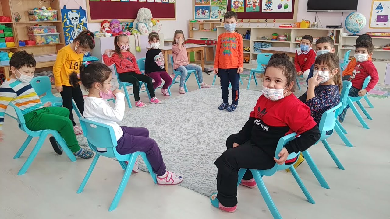 KOMŞU KOMŞU HU HU ! YERİNDEN MEMNUN MUSUN ? 3-6 YAŞ OYUNLARI ! EĞLENCELİ OYUNLAR