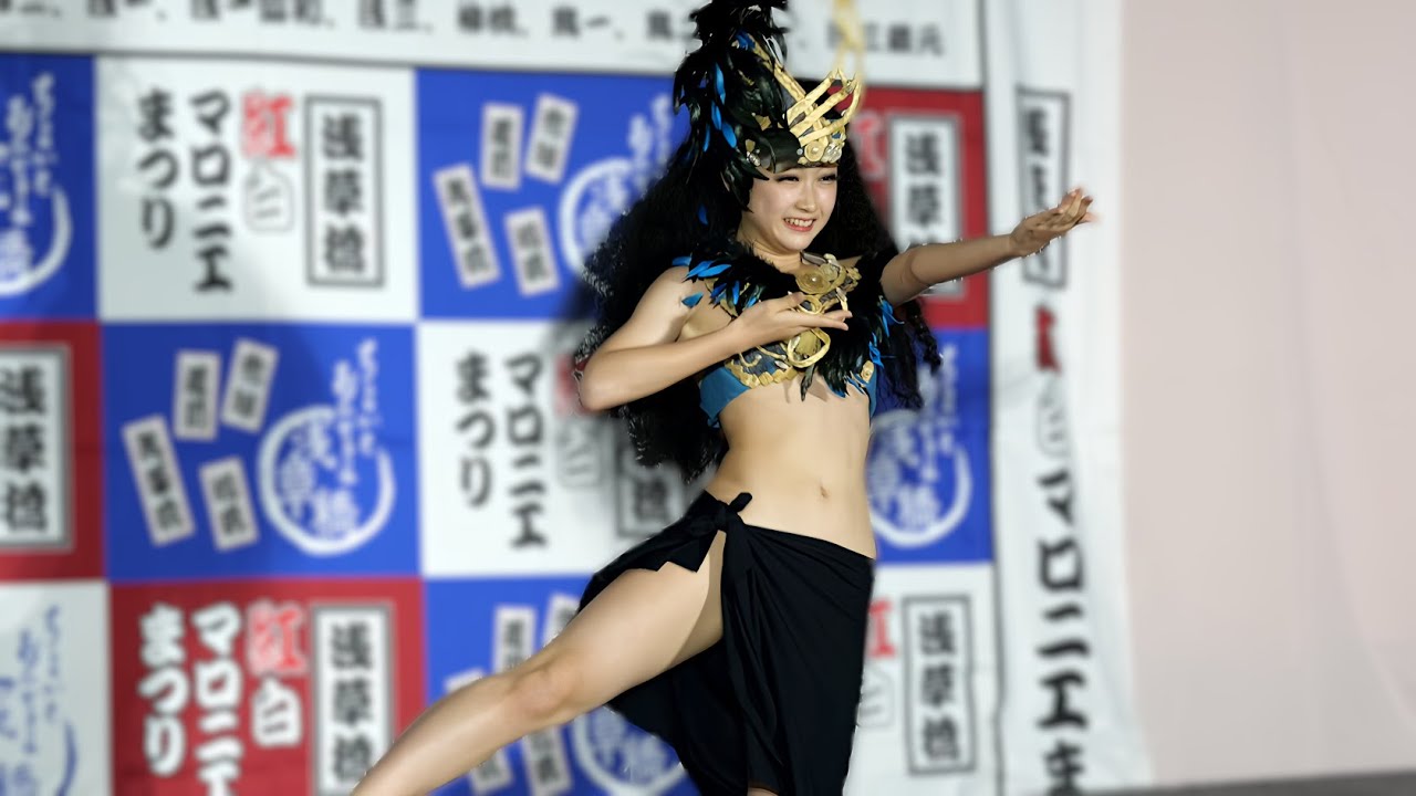 【タヒチアンダンス】今日が初めてのステージというイリアタイさんによるタヒチアンダンスステージ！