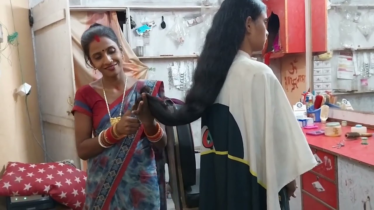 आज हम बहुत असान तरीका से बाल कटीन किए है विडिओ लास्ट तक जरूर देखे #रूबी मेहता ब्लोग 💐💐🤙🤙🤙🤙