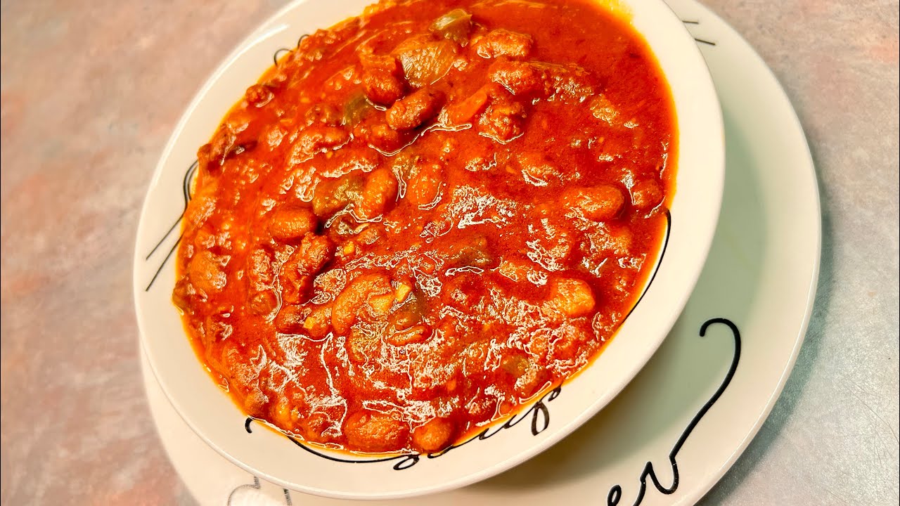 TEKA ISOSI Y’IBISHYIMBO IRYOSHYE KURUSHA INYAMA.(DELICIOUS BEANS SAUCE MORE THAN MEAT.)