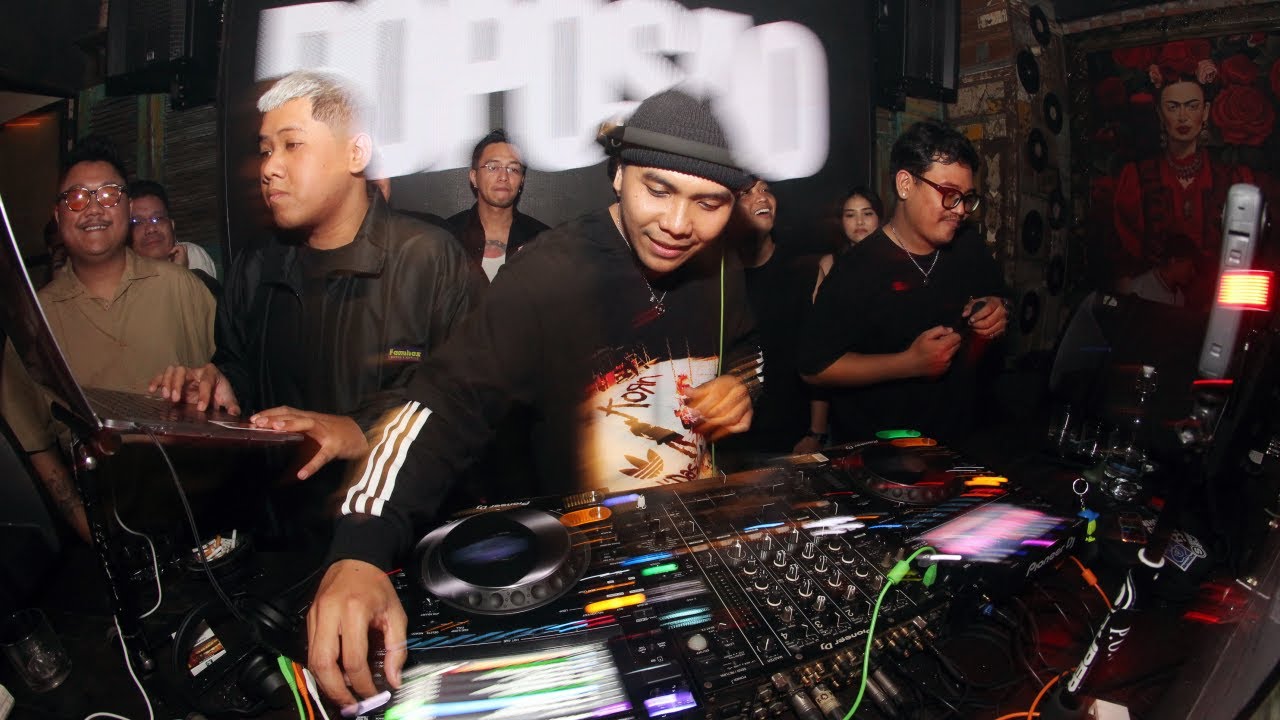 DAVIS X JULIUS AJI POPOSAO TOUR LIVE SET SUPER FLAME | VAMOS JOGJA
