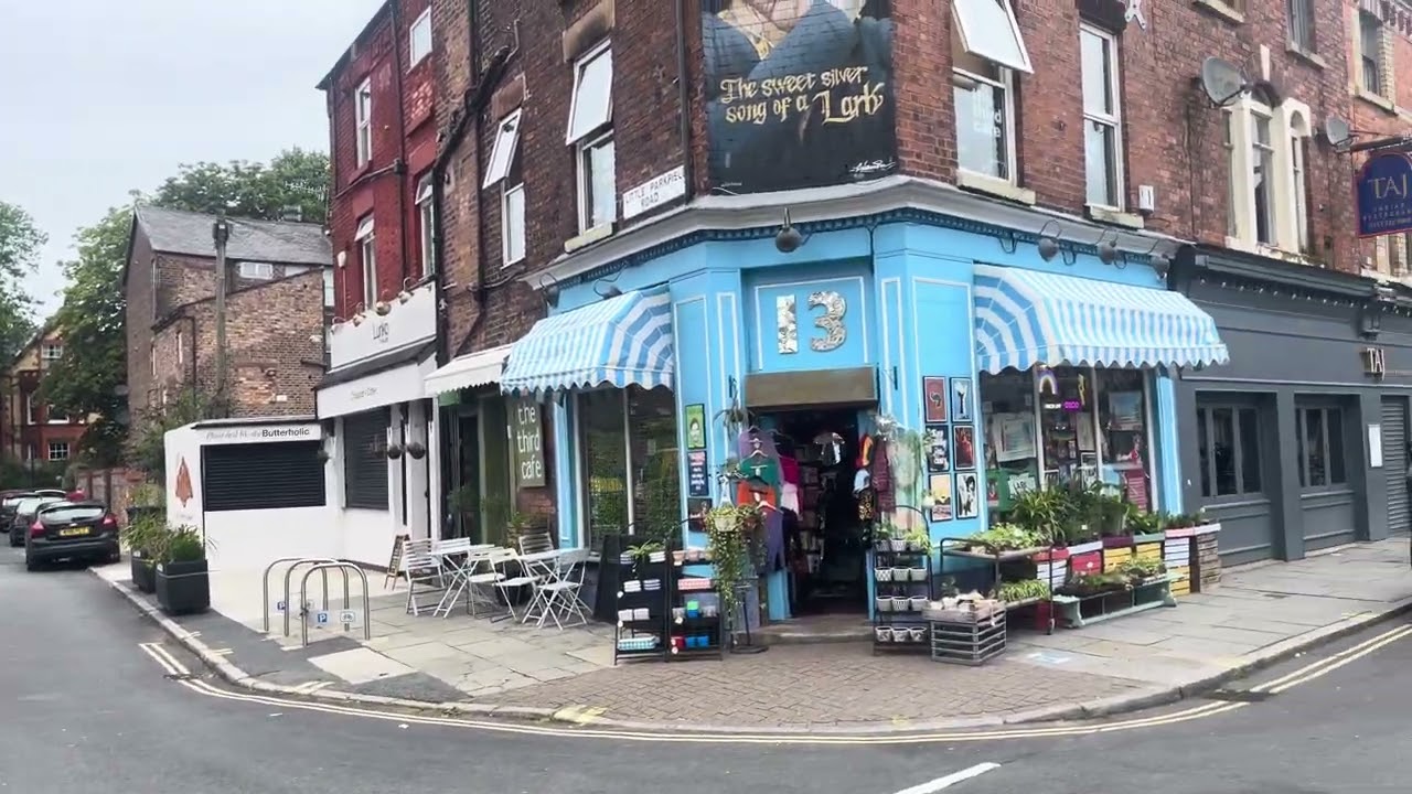 Liverpool-  walk down Lark Lane